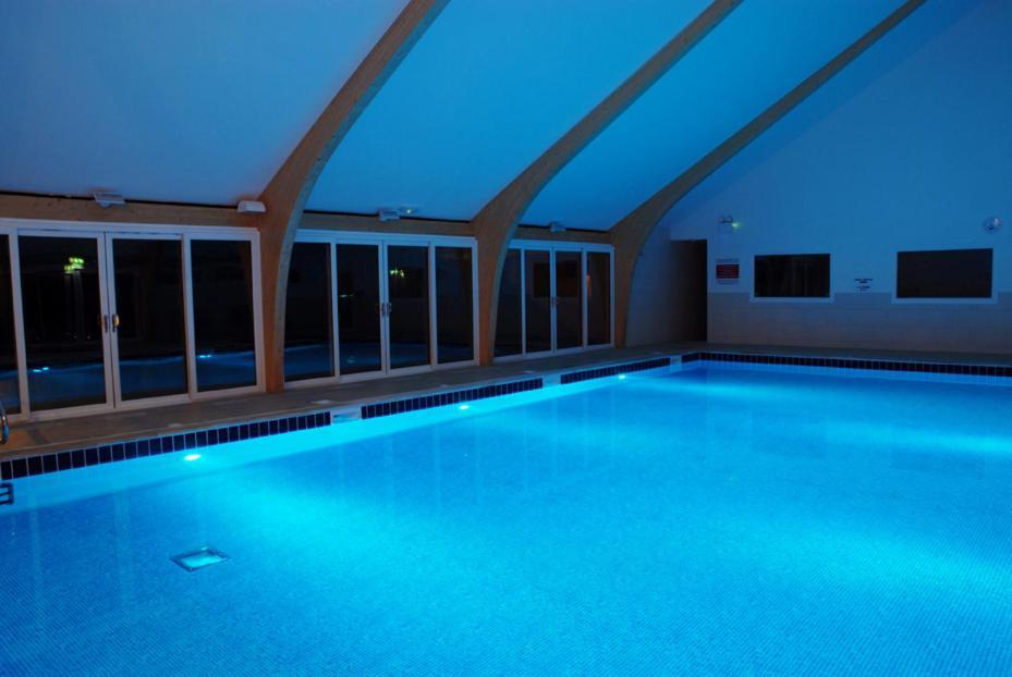 Retallack Resort 4 Bedroom Lodge - Hot Tub For Hire On Request -Pool & Spa Padstow Exterior foto